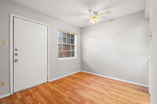 Photo - 307 E 31st St Unit 206