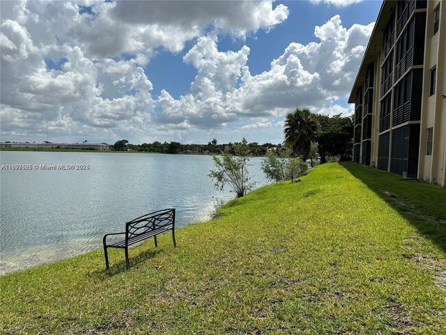 Photo - 601 Ives Dairy Rd Condo Unit 401-8