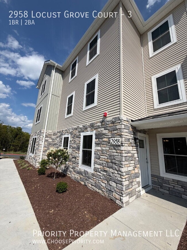 Photo - 2958 Locust Grv Ct Unit 3