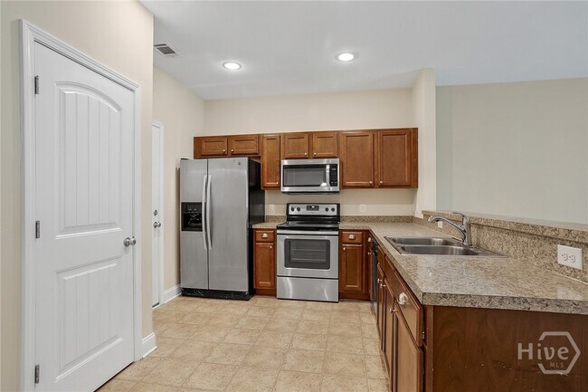 Photo - 190 Canyon Oak Loop