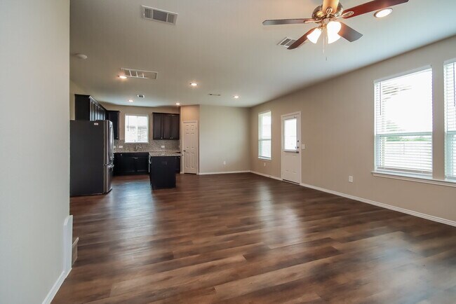 Photo - 5907 Palomaville Ct