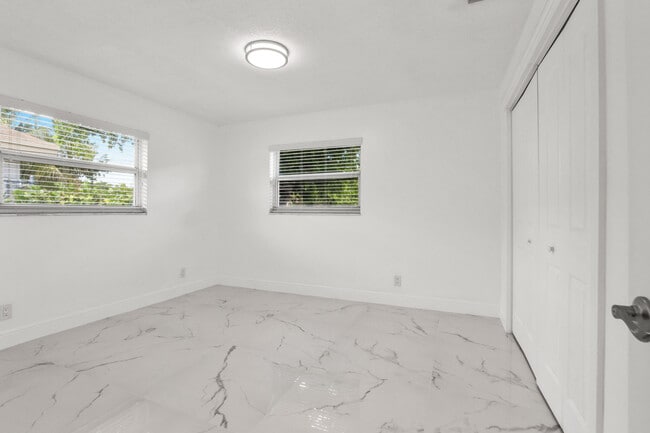 Photo - 3421 NE 5th Ave