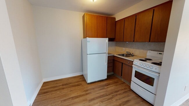 Photo - Cranleigh Court