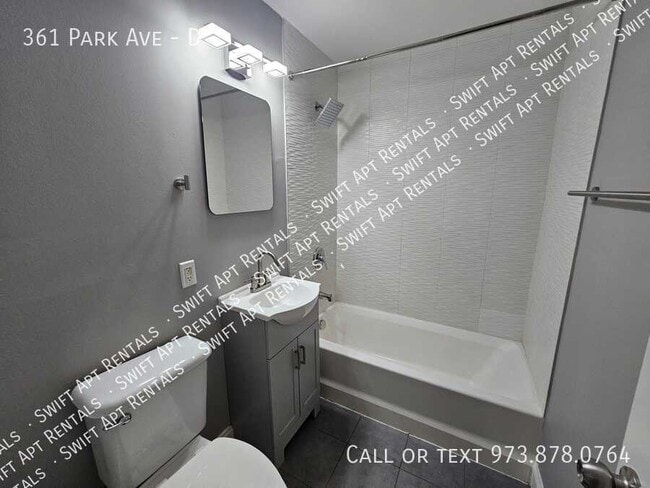 Photo - 361 Park Ave Unidad D