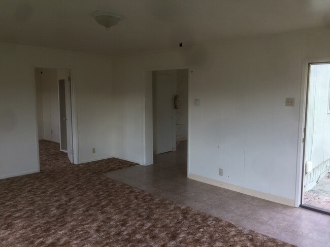 Photo - Glendale Drive