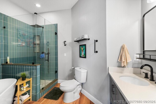460 Ocean Ridge Wy