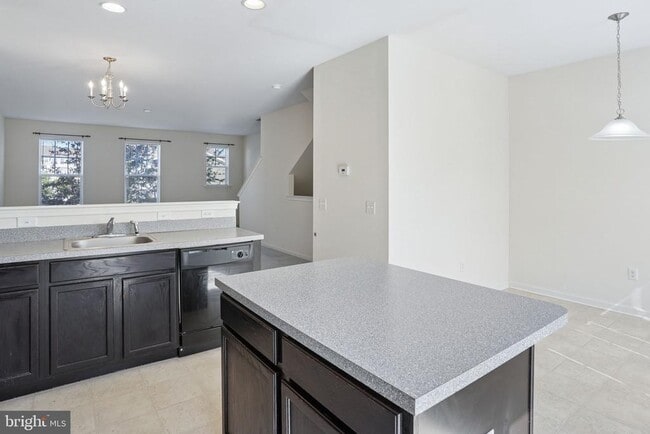 Photo - 151 Tidbury Crossing