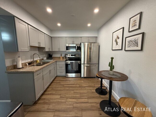 Photo - 2540 N 17th Way Unit 4