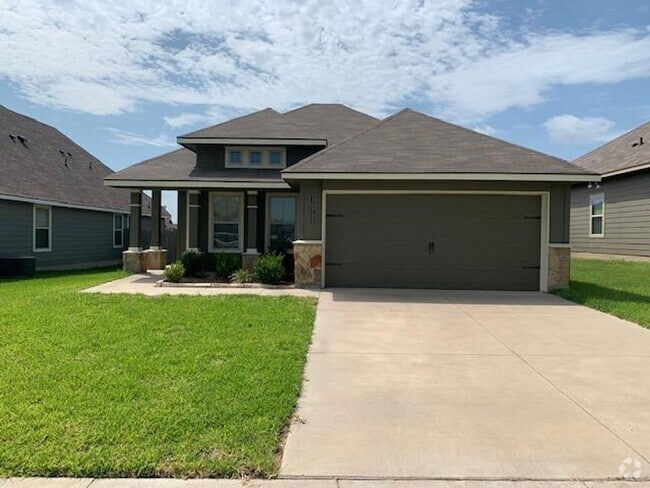 Building Photo - Updated China Spring Home