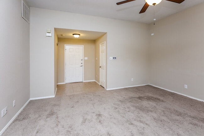 Photo - 1037 Harriman Dr