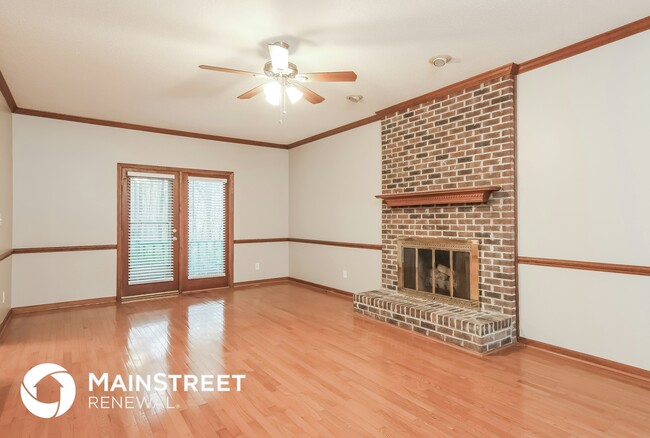 Photo - 233 Chris Ct