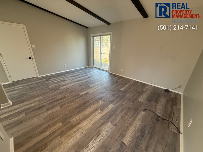Photo - 37 Meadowlark Dr