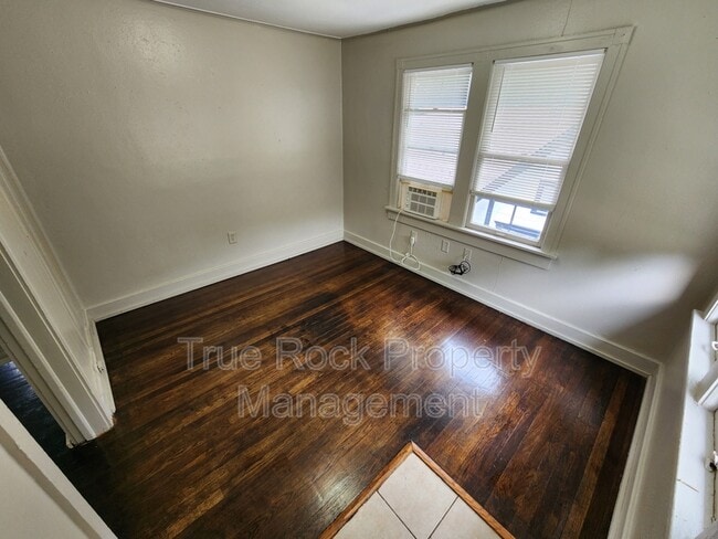Photo - 809 1/2 E. 17th
