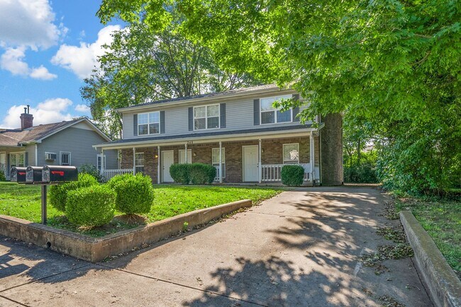 Photo - Forbes Avenue-248 Unidad 248A