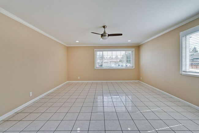 Photo - "Charming 2-Bedroom Retreat with 1100 Sq Ft of Comfort in Santa Clara!"