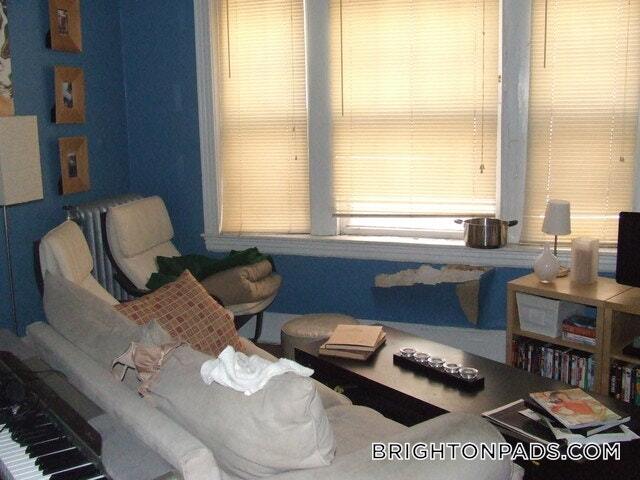 Photo - 1665 Commonwealth Ave Unidad 5