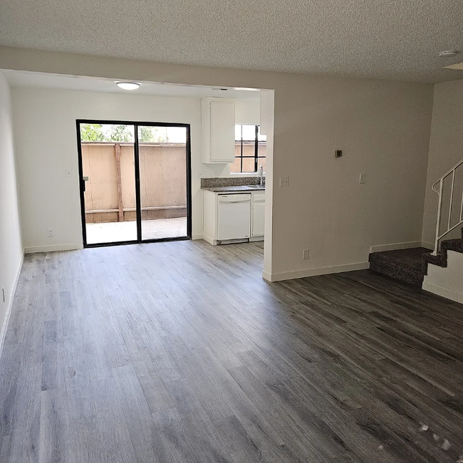 Photo - 7502 9th St Unidad C