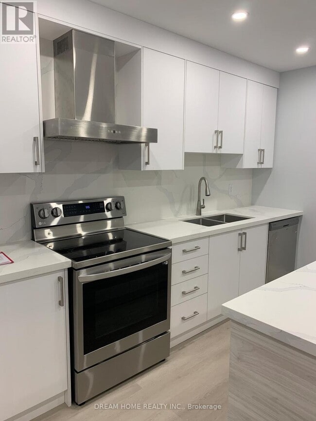 Photo - 12 Mansfield Ave