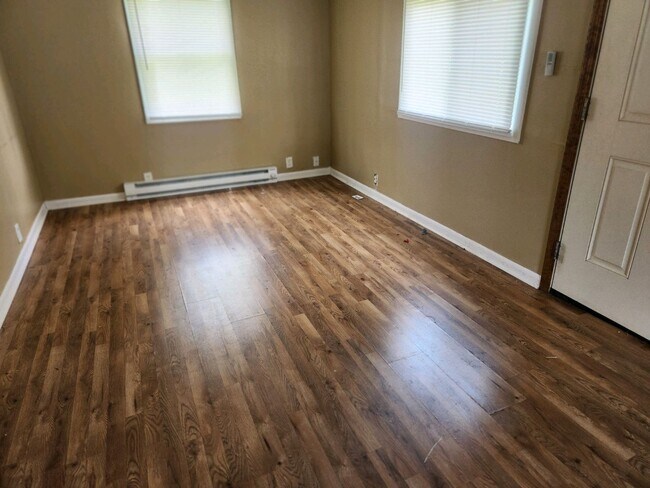 Photo - MGAM-311 W. Waid Ave. Unit 1