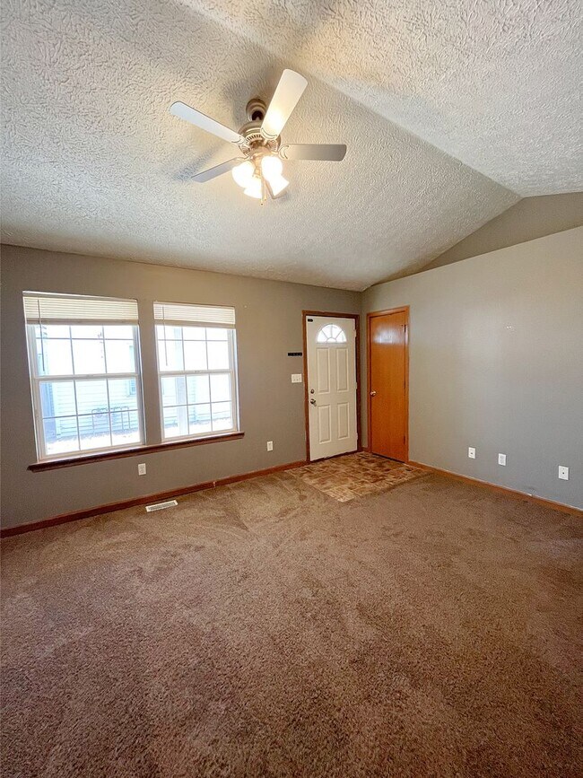 Photo - 2012 Scott St Unidad 2