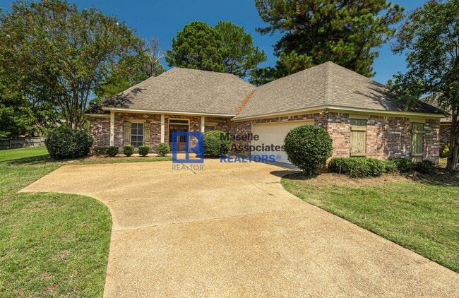 Building Photo - 3 Bed/2 Bath Home in Madison in Devlin Spr...