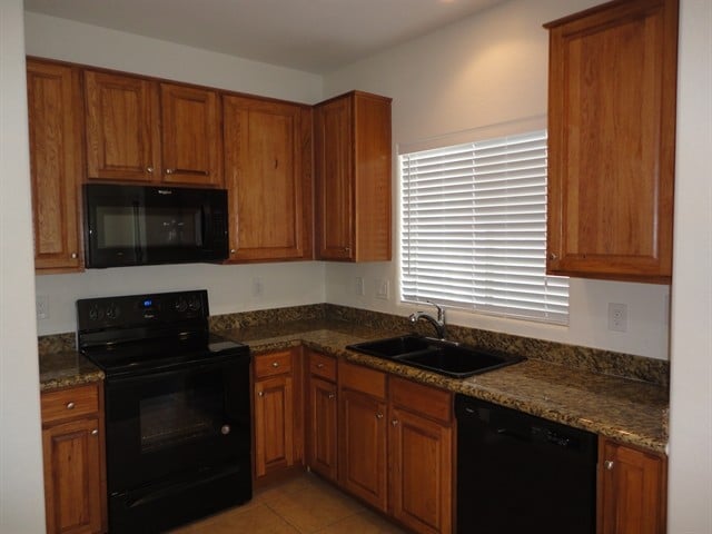 Photo - 4647 E Laurel Ave