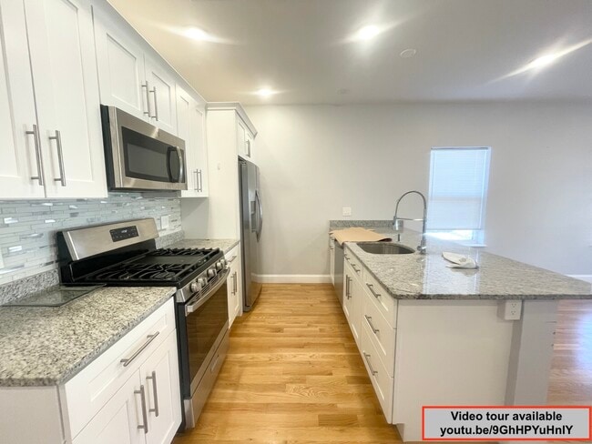 Photo - 67 Burrell St Unit 2