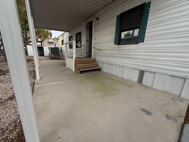 Photo - 3601 E Wyoming Ave