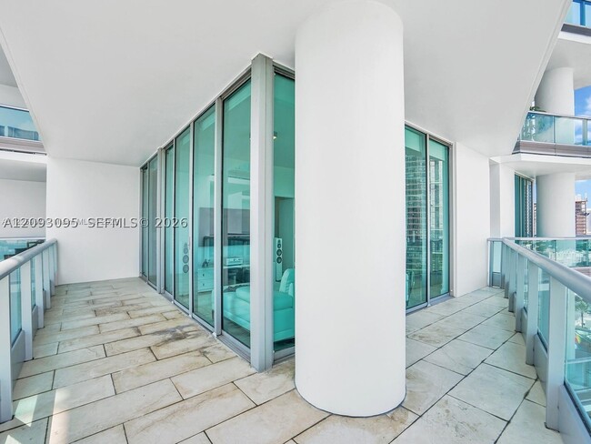900 Biscayne Blvd Unit 2412
