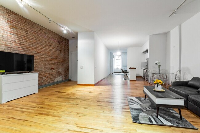 Photo - 154 Chambers St Unidad SI ID1323899P