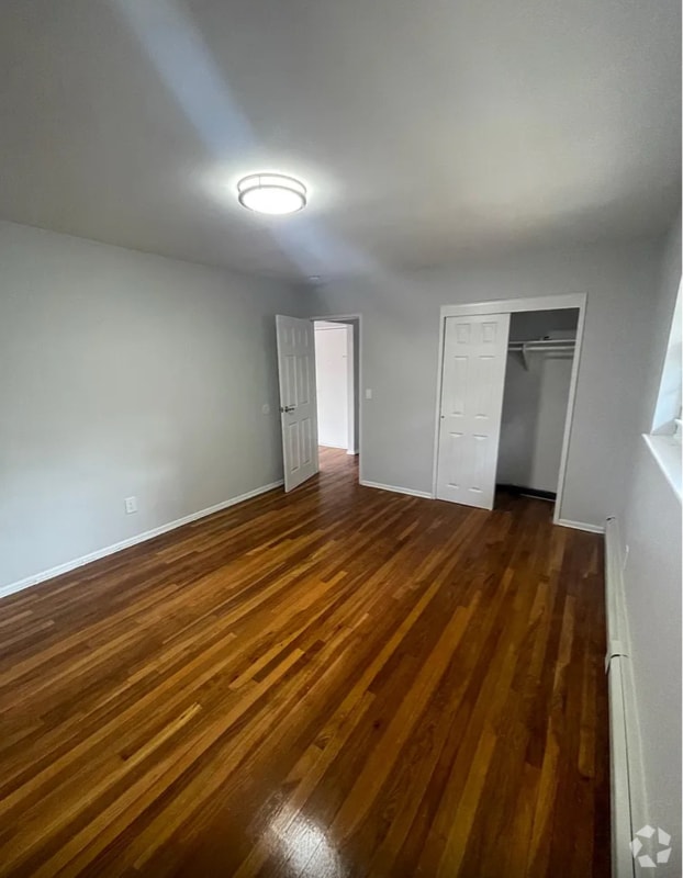 Building Photo - 247 Kinderkamack Rd Rental