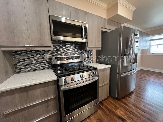 Photo - 1540 Edgefield Ln