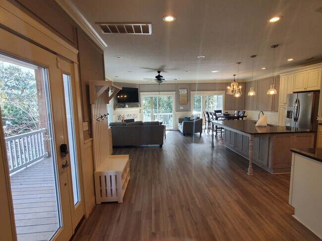 Photo - Willoughby Beach