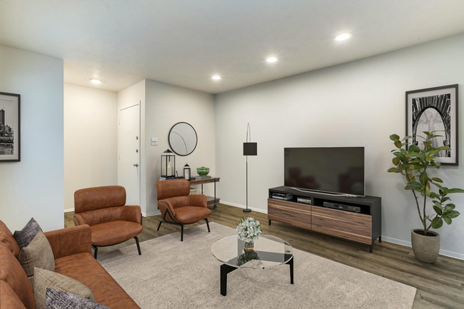 Building Photo - Spring Valley Apartments