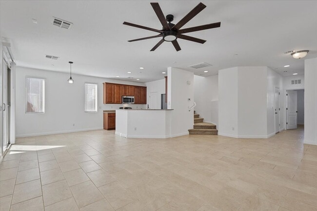 Photo - Gorgeous 4BR/2.5BA/2GA Two-Story Gem in Ga...