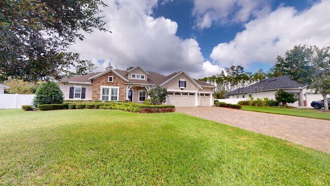 Photo - 463 Oxford Estates Way