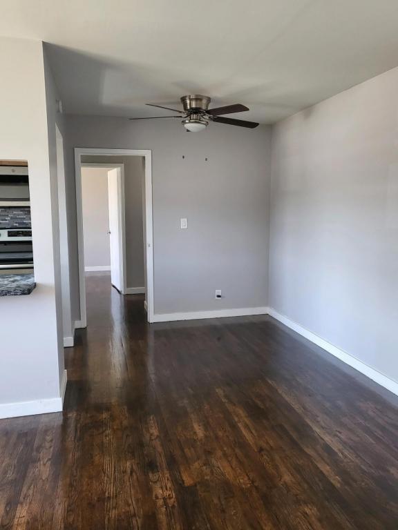 Photo - 1059 Midland Ave