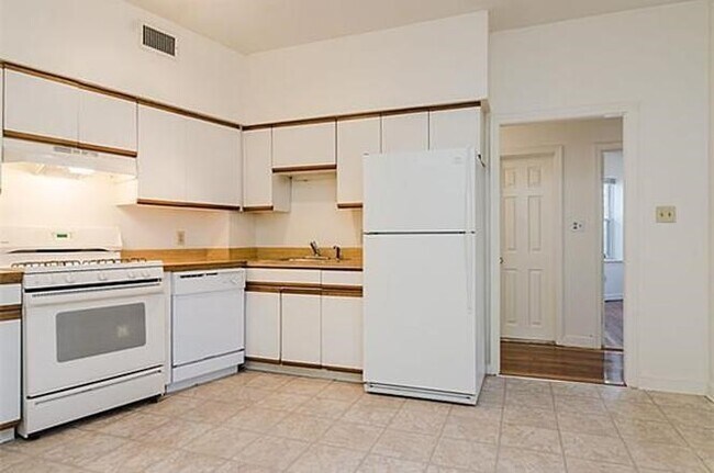 153 Chiswick Rd Unidad 2