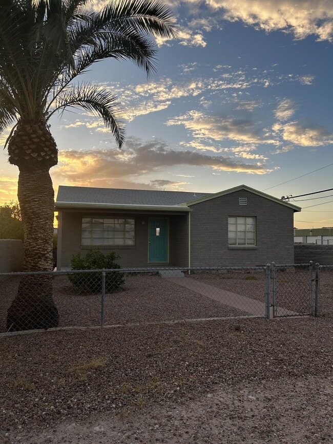 Photo - 902 S Fremont Ave