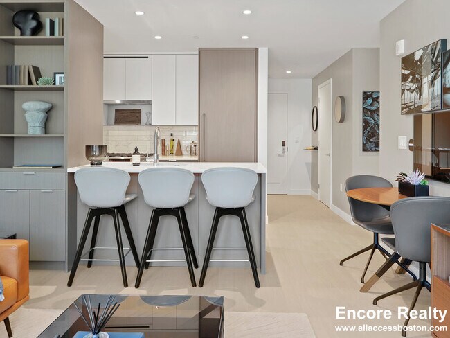 Photo - 390 Harrison Ave Unidad 521