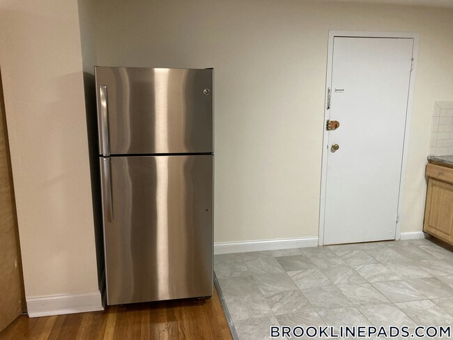 Photo - 222 Babcock St Apartment Unit 3A