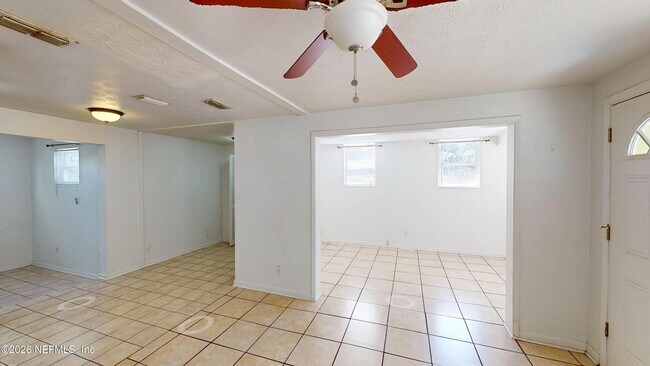 Photo - 370 Gwinnett Rd