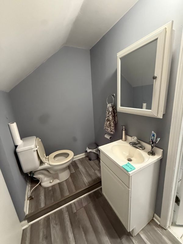 Photo - 2622 W Luther St Unit 1