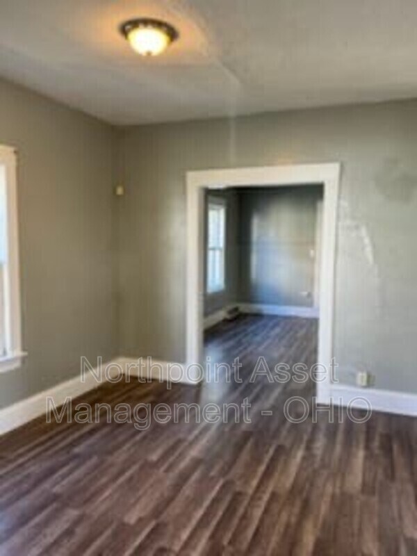 Photo - 3107 Saratoga Ave