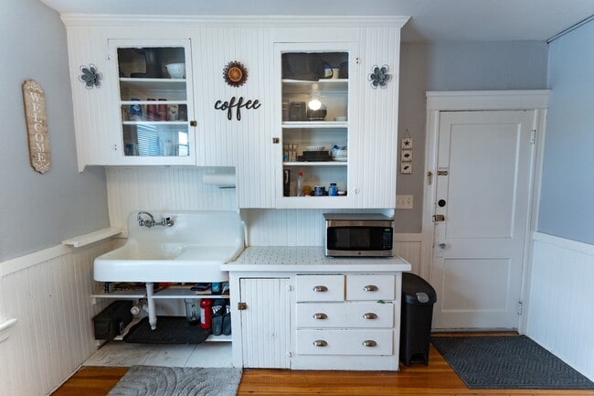 Photo - 412 Taunton Ave Unit 2