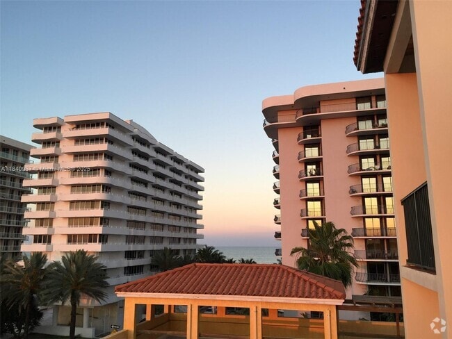 Building Photo - 8888 Collins Ave Unit 506 Rental