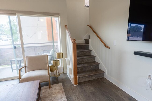Photo - 2827 Manor Rd Unit #4101