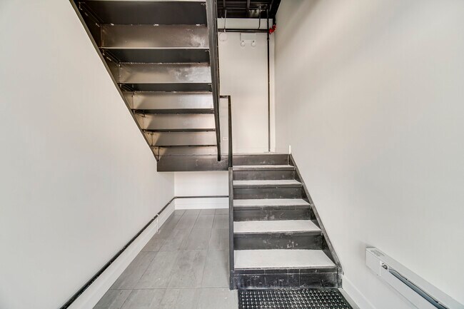 Photo - 3225 S Halsted St Unit 3