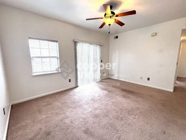 Photo - 1740 W 53rd Dr Unit 5