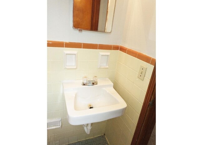 Photo - 362 Probasco St Unit 362-H